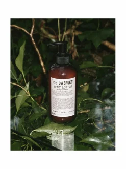 № 225 Spruce Body Lotion -vartalovoide 240 ml