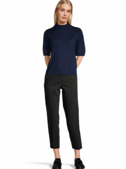 Agatha-merinoneulepusero