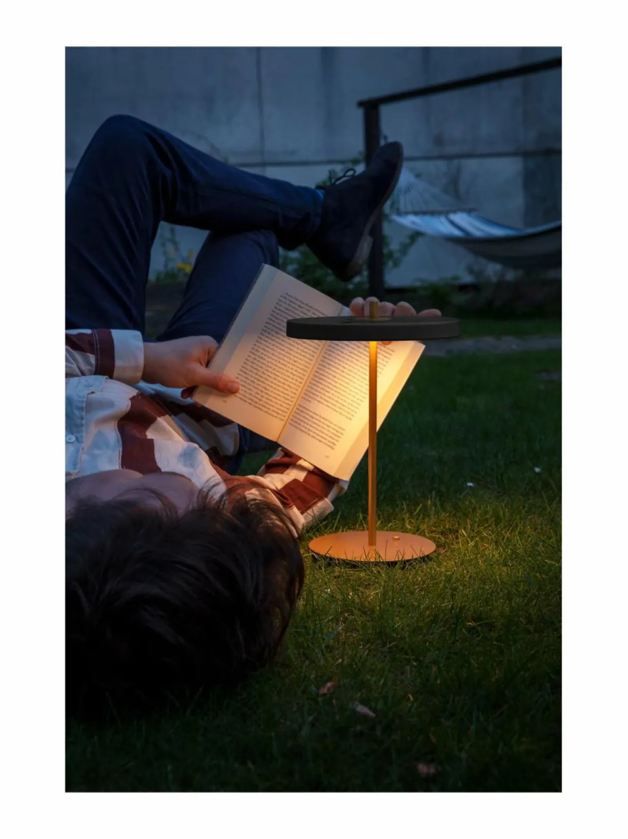 Asteria Move -pöytävalaisin