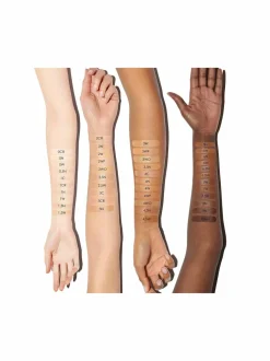 Backstage Face & Body Foundation -meikkivoide 50 ml