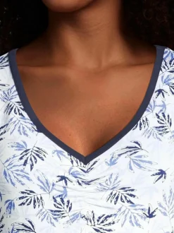 Blue Leaves -yöpaita