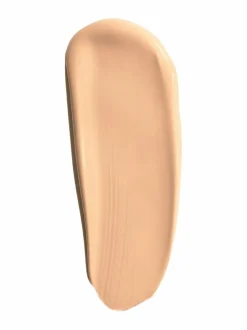 Blur SPF 15 -pitkäkestoinen meikkivoide 30ml