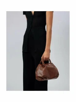 Bombon M Crossbody -nahkalaukku