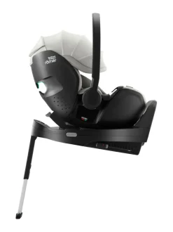 Britax Baby-Safe Pro turvakaukalo ja Vario Base 5Z telakka