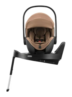 Britax Baby-Safe Pro turvakaukalo ja Vario Base 5Z telakka