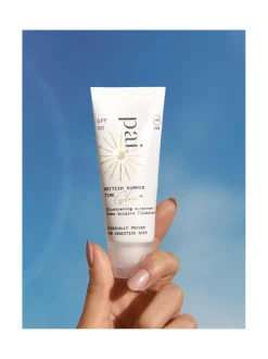 British Summer Time Glow SPF30 Illuminating Sunscreen -aurinkovoide 40 ml