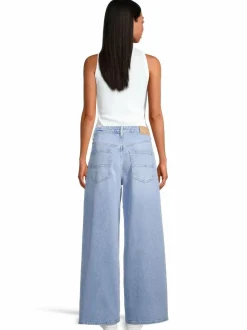 Charlie Medium Rise Loose Wide -farkut