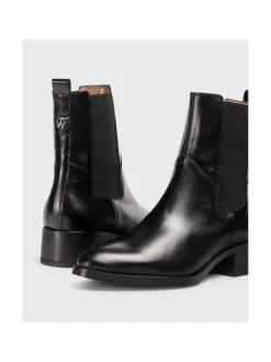 Chelsea Pointy -nahkanilkkurit