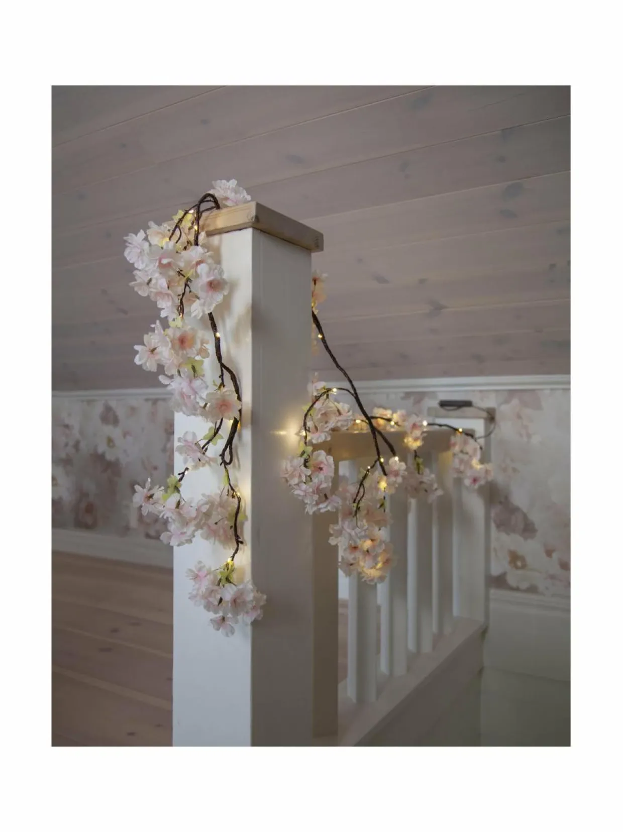 Cherryflower- paristokäyttöinen valoköynnös 180 x 6 x 6 cm