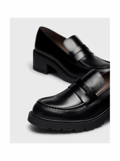 Chunky Sole Mid Heel -nahkaloaferit