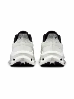 Cloudtilt-urheilukengät