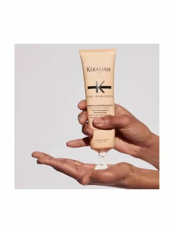 Curl Manifesto Crème De Jour Fondamentale -hiuksiin jätettävä hoitovoide 150 ml