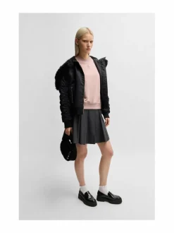 Daxandria-collegepaita