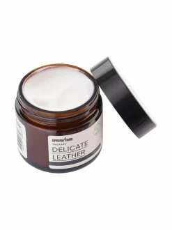 Delicate Leather -hoitovoide