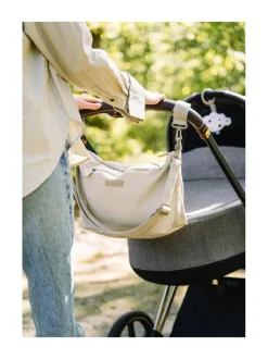 Done by Deer hoitolaukku aisaan