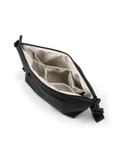 Done by Deer hoitolaukku aisaan