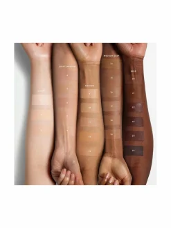 Eaze Drop Blurring Skin Tint -sävyvoide