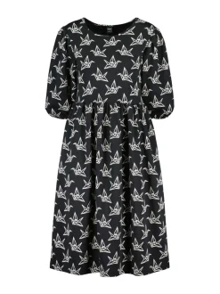 Elisabet mekko, Origami Swan