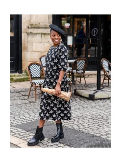 Elisabet mekko, Origami Swan