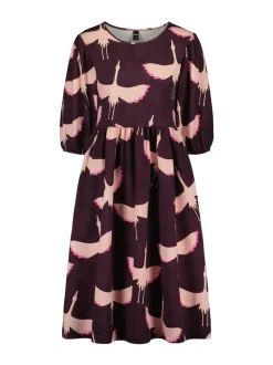 Elisabet mekko, Rising Crane