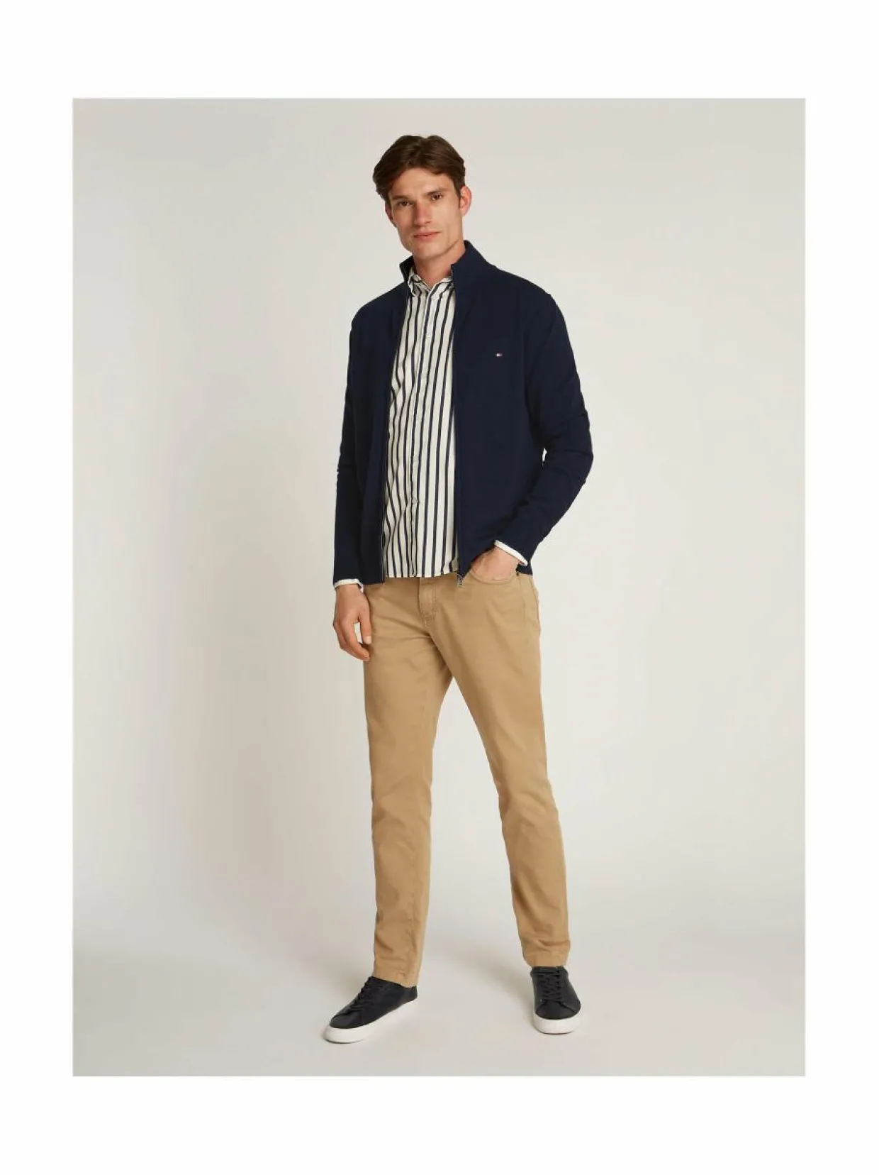 Essential Cotton -neuletakki