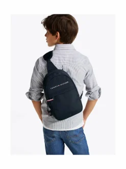 Essential Sling Bag -olkalaukku