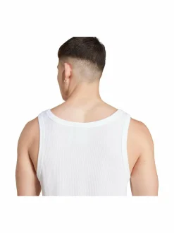 Essential Tank -toppi