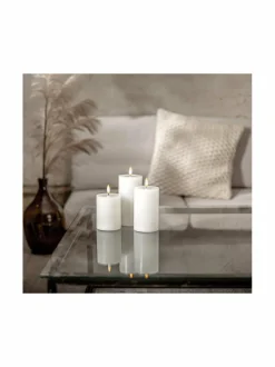 Flamme Charge LED -pöytäkynttiläsetti 10 cm + 12,5 cm + 15 cm