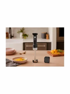 Go- johdoton sauvasekoitin akulla