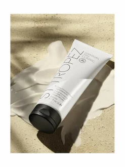 Gradual Tan Classic Daily light/medium -kiinteyttävä itseruskettava voide 200 ml