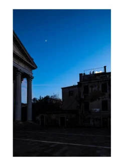 Gregg Table Media Tavolo -pöytävalaisin 31 x 26 x 26 cm