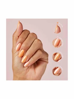 Infinite Shine -kynsilakka