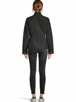 International Halsey -tikkitakki