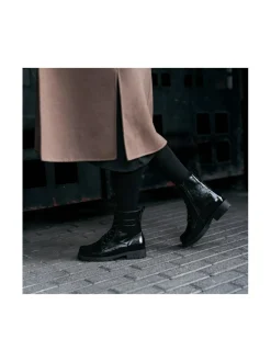 KARA Naisten lakerimaiharit