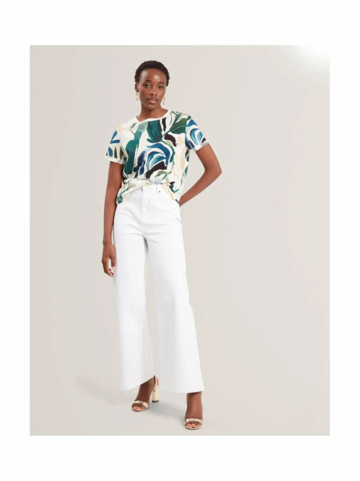 KCarole-puuvilla-pellavapaita