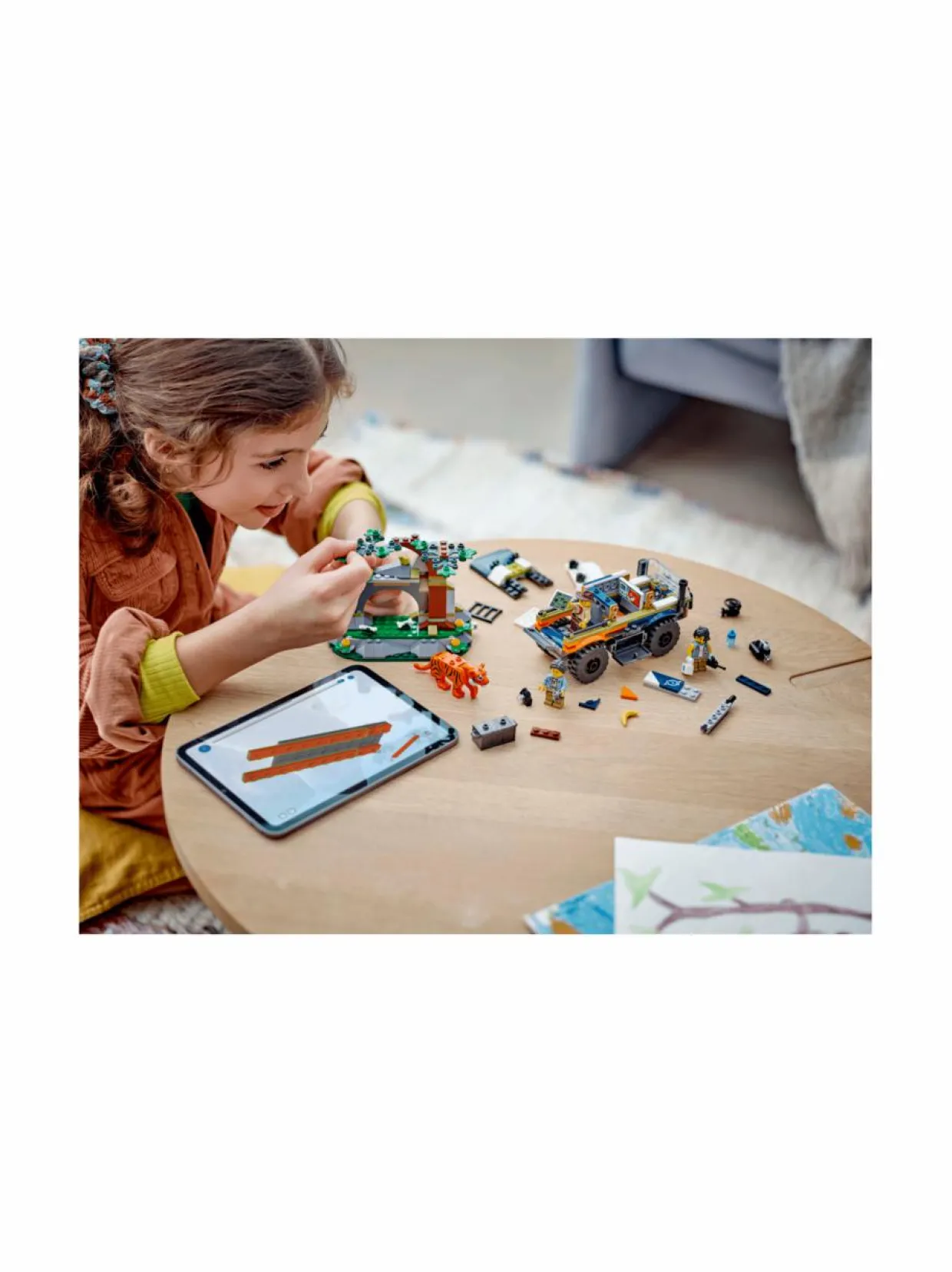 LEGO City Viidakkotutkijan maastoauto 60426