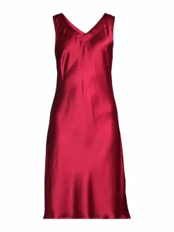 Melinda-silkkiyömekko, lahjapakkauksessa