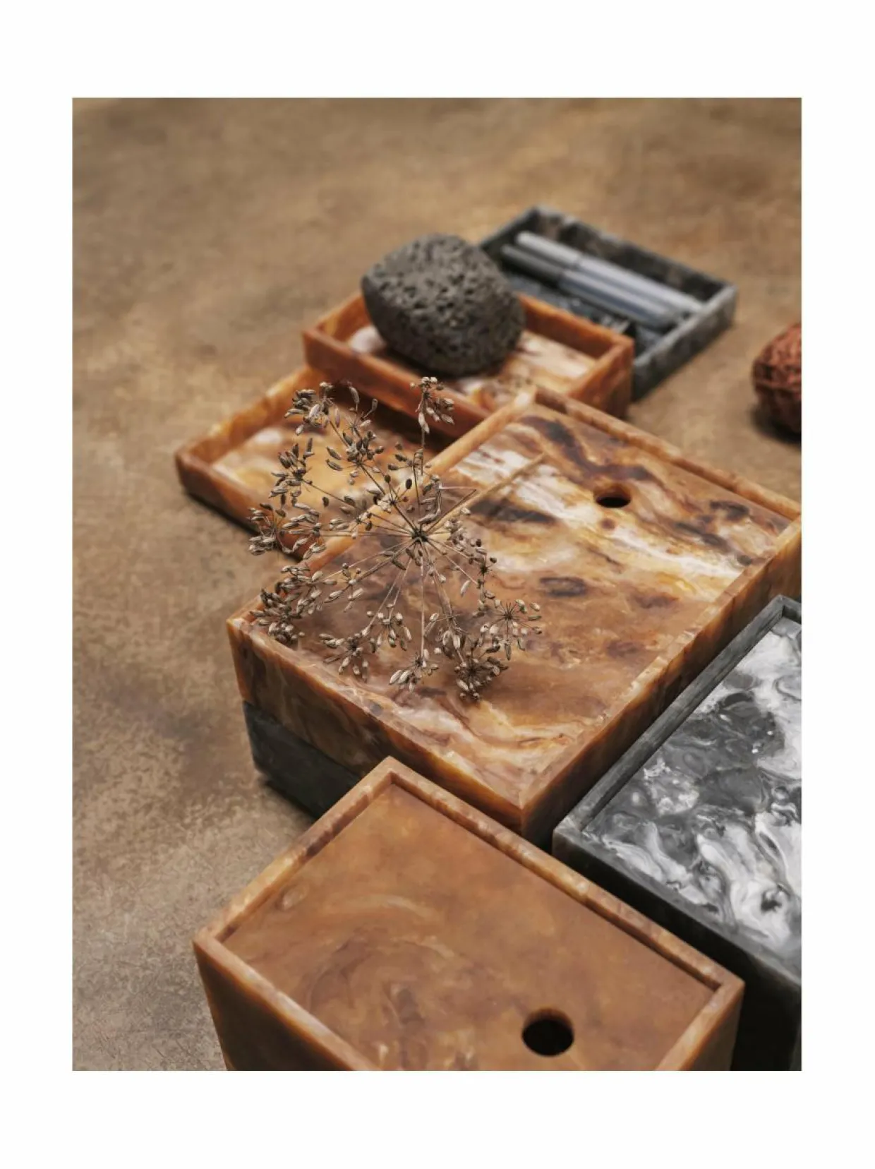 Mist-säilytystarjotin