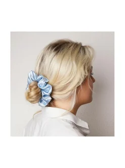 Mulberry Silk Scrunchie -hiusdonitsi - vaaleansininen