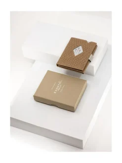 Nahkalompakko Desert Cobra