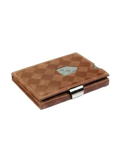 Nahkalompakko, Sand Chess