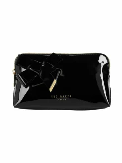 Nicolai-kosmetiikkalaukku