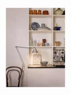 NJP Wall Long -seinävalaisin