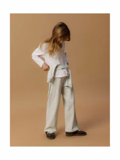 NkfLeslie-trikoopaita