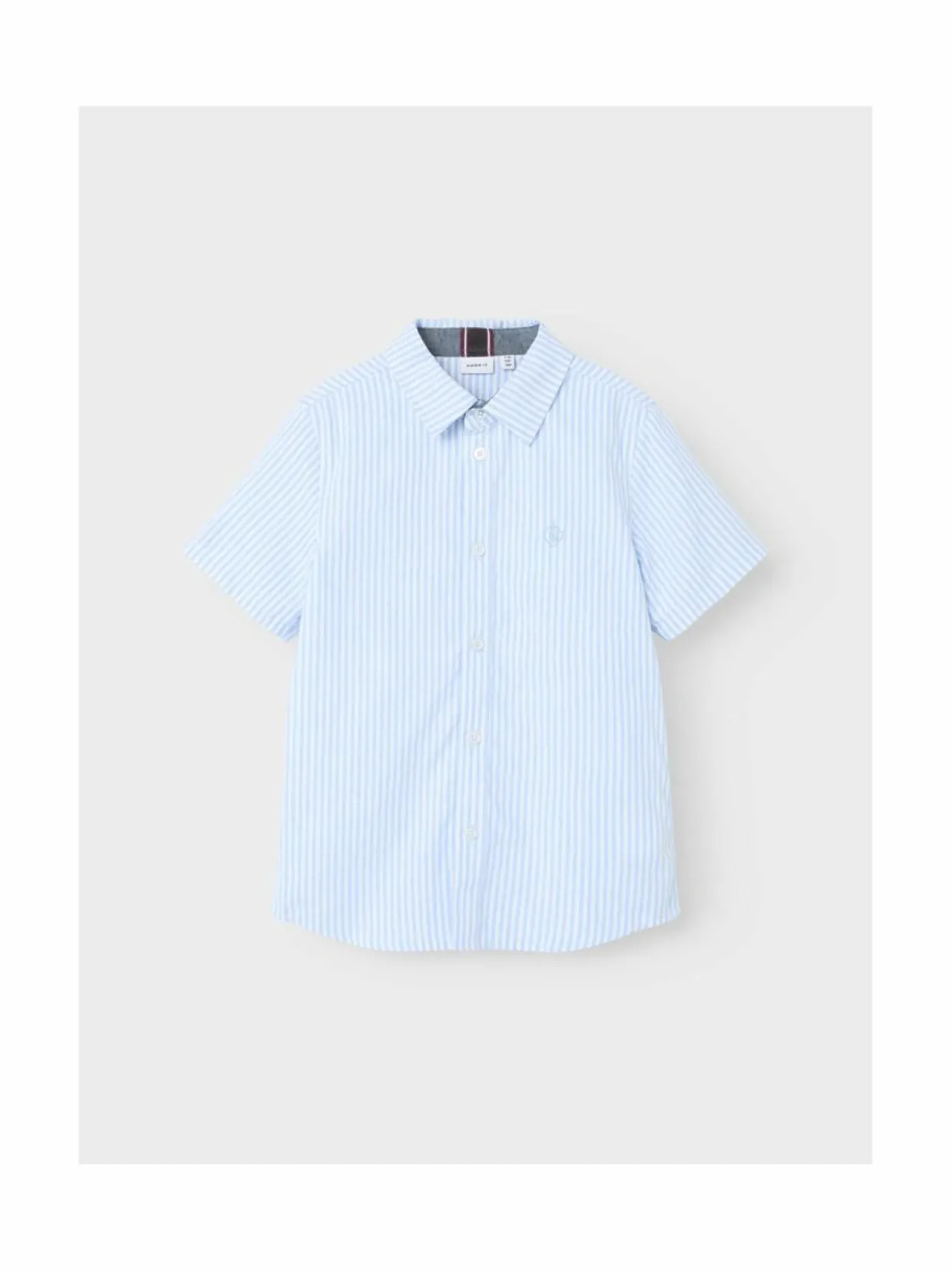 NkmNewsa- lyhythihainen kauluspaita