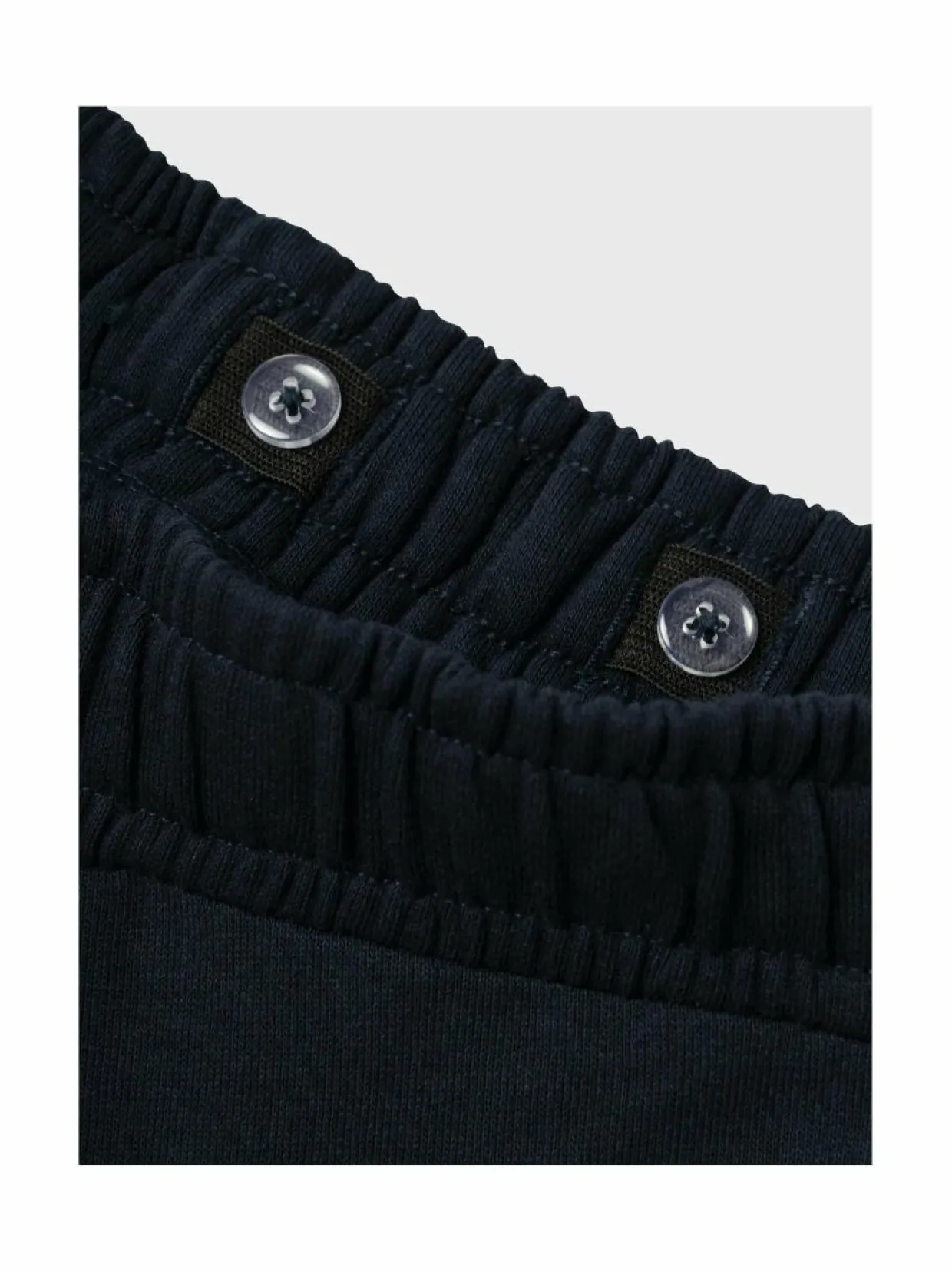 NkmOllie-reisitaskuhousut