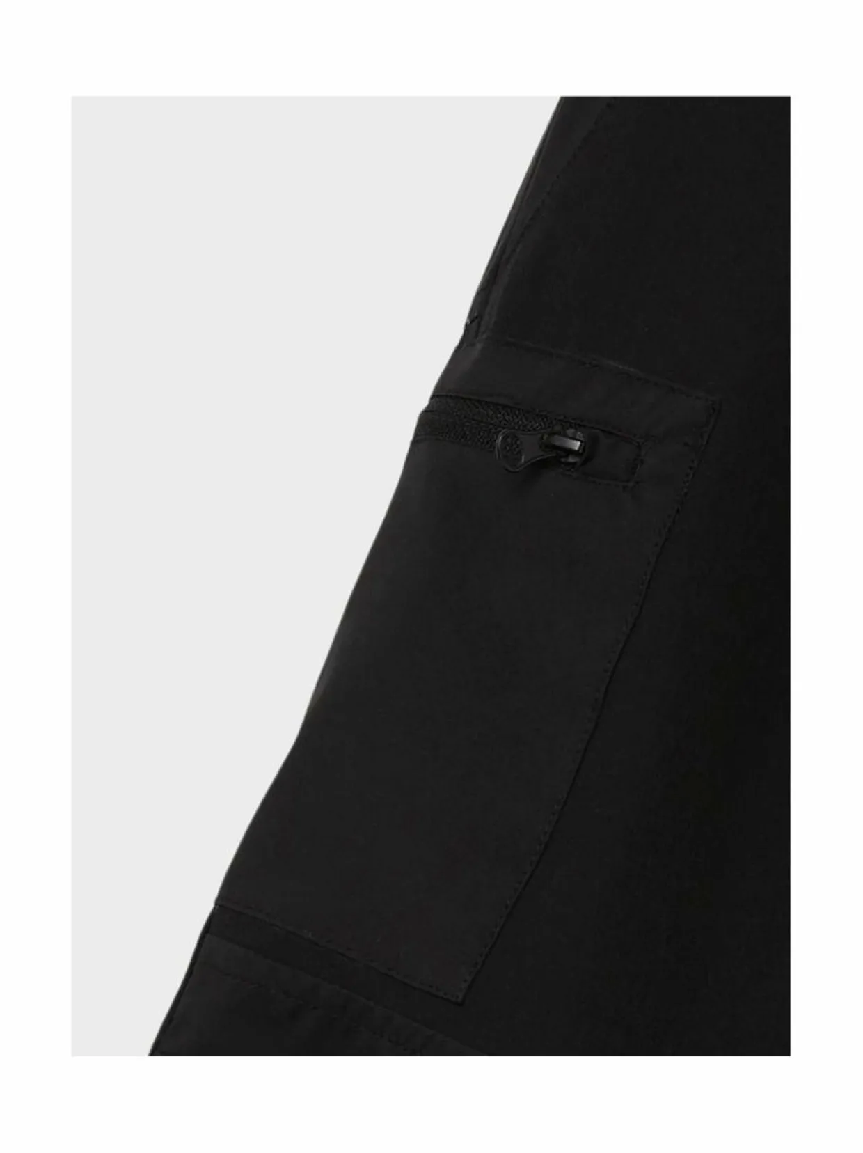 NknMose-ulkoiluhousut