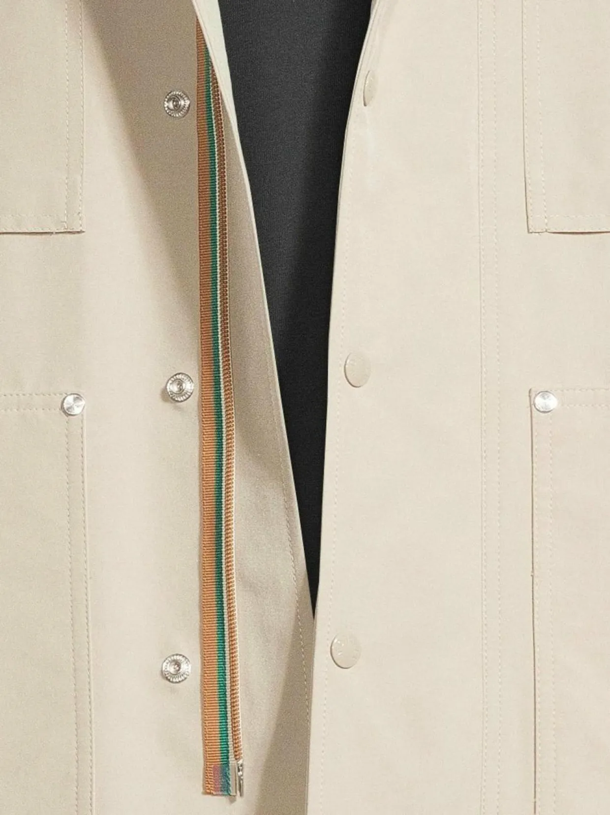 Noues Field -kevyttakki