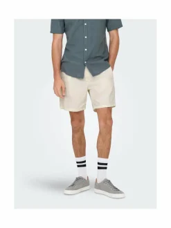 OnsTel-vakosamettishortsit