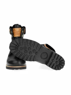 Panama 03 Travelling Igloo -nilkkurit